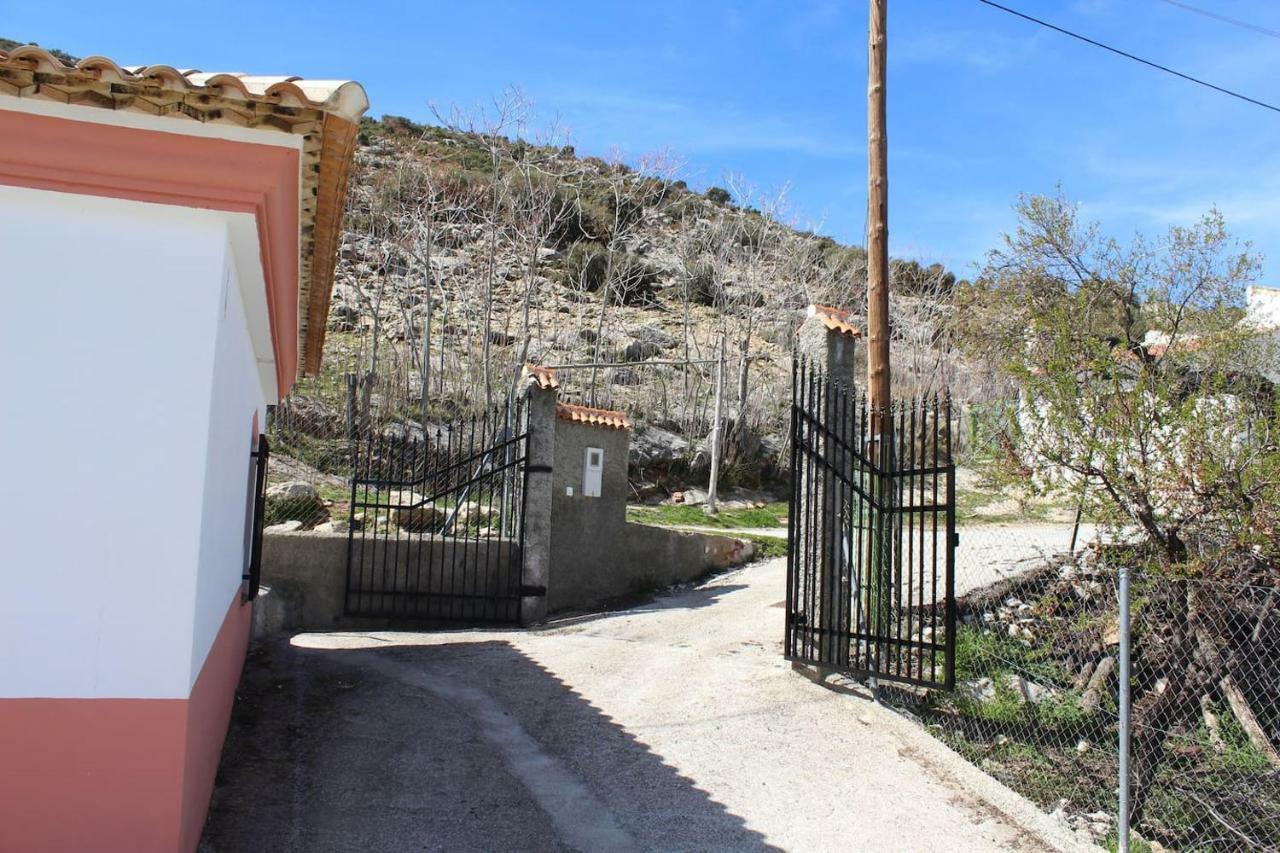 El Almendro De Fuentes Nuevas Castril Exterior foto
